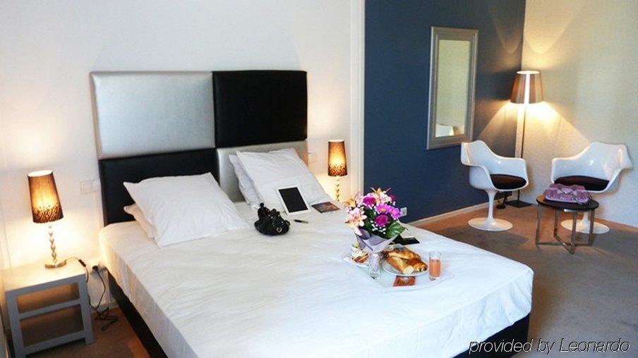 Yes Hotel อาวีญง ภายนอก รูปภาพ