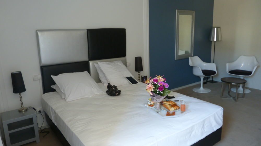 Yes Hotel อาวีญง ภายนอก รูปภาพ