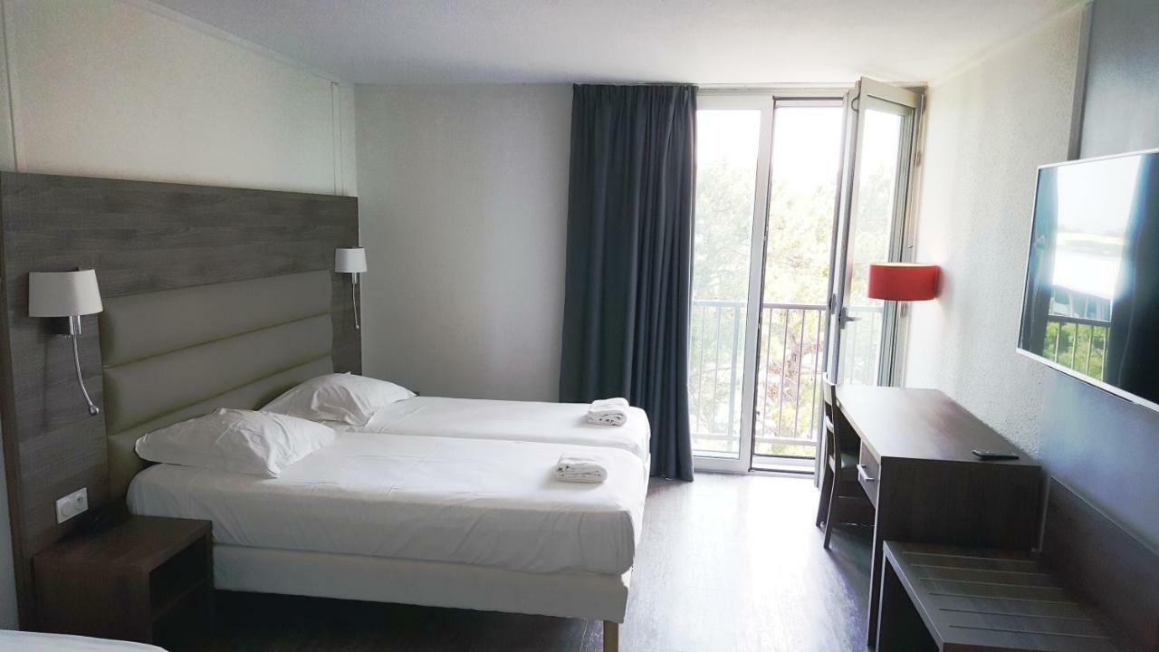 Yes Hotel อาวีญง ภายนอก รูปภาพ